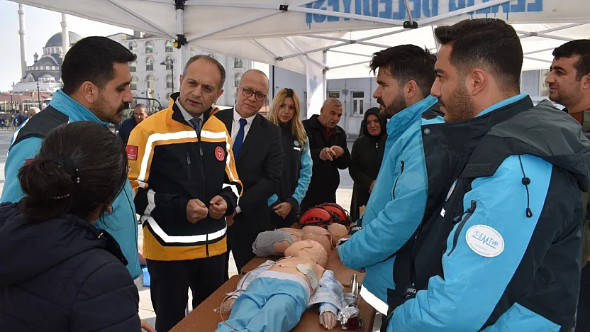 Elazığ'da 'Acil Sağlık Hizmetleri Haftası'