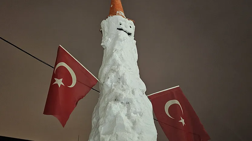 Elazığ'da dev kardan adam