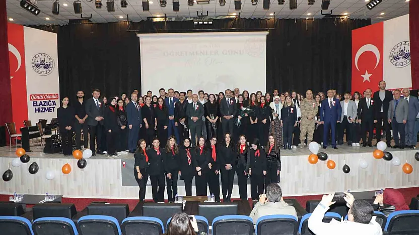 Elazığ'da 'Öğretmenler Günü' kutlandı