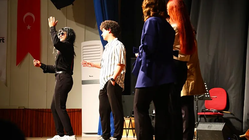 FÜ Atatürk Kültür Merkezi'nde farkındalık etkinliği