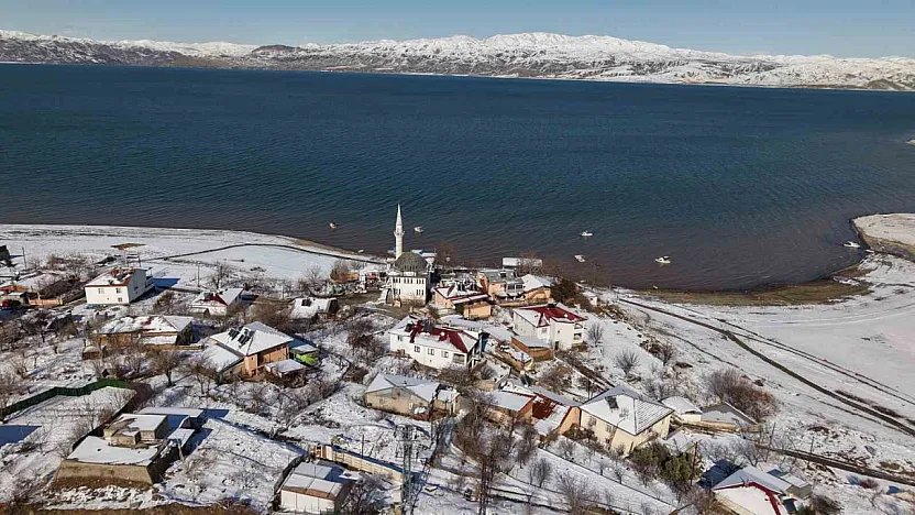 Bu köy eşsiz manzaralar oluşturuyor