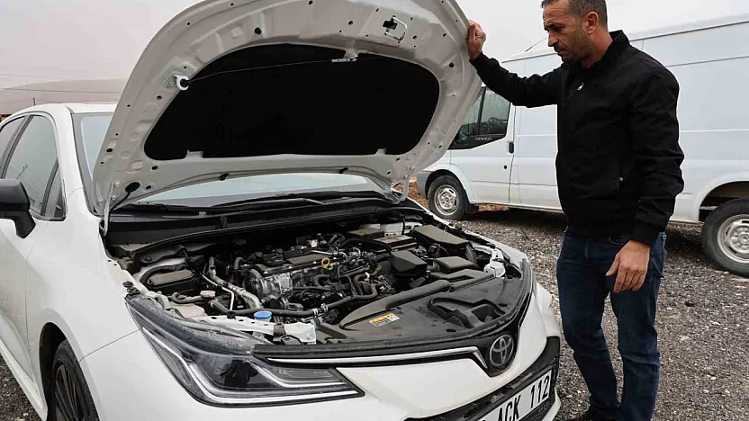 Sıfır kilometre araçta motor arızası yaşadı