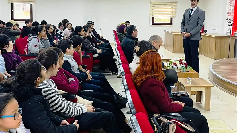 'Teknoloji Bağımlılığı ve Ailenin Önemi'